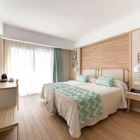 Ambassador Playa I Otel