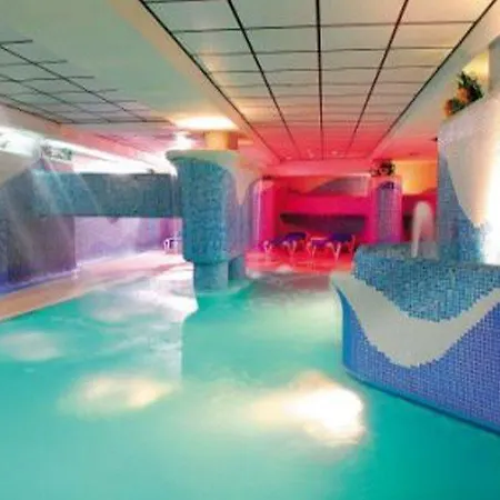 Ambassador Playa I Szálloda 4*