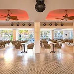 Ambassador Playa I Hotel 4*